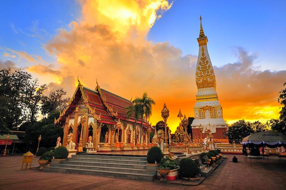 วัดพระธาตุพนมวรมหาวิหาร
