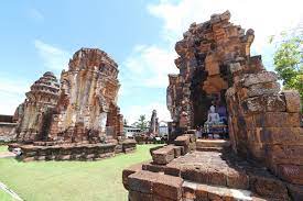 วัดกำแพงแลง